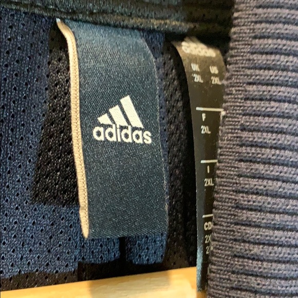 Adidas jacket - Picture 3 of 3